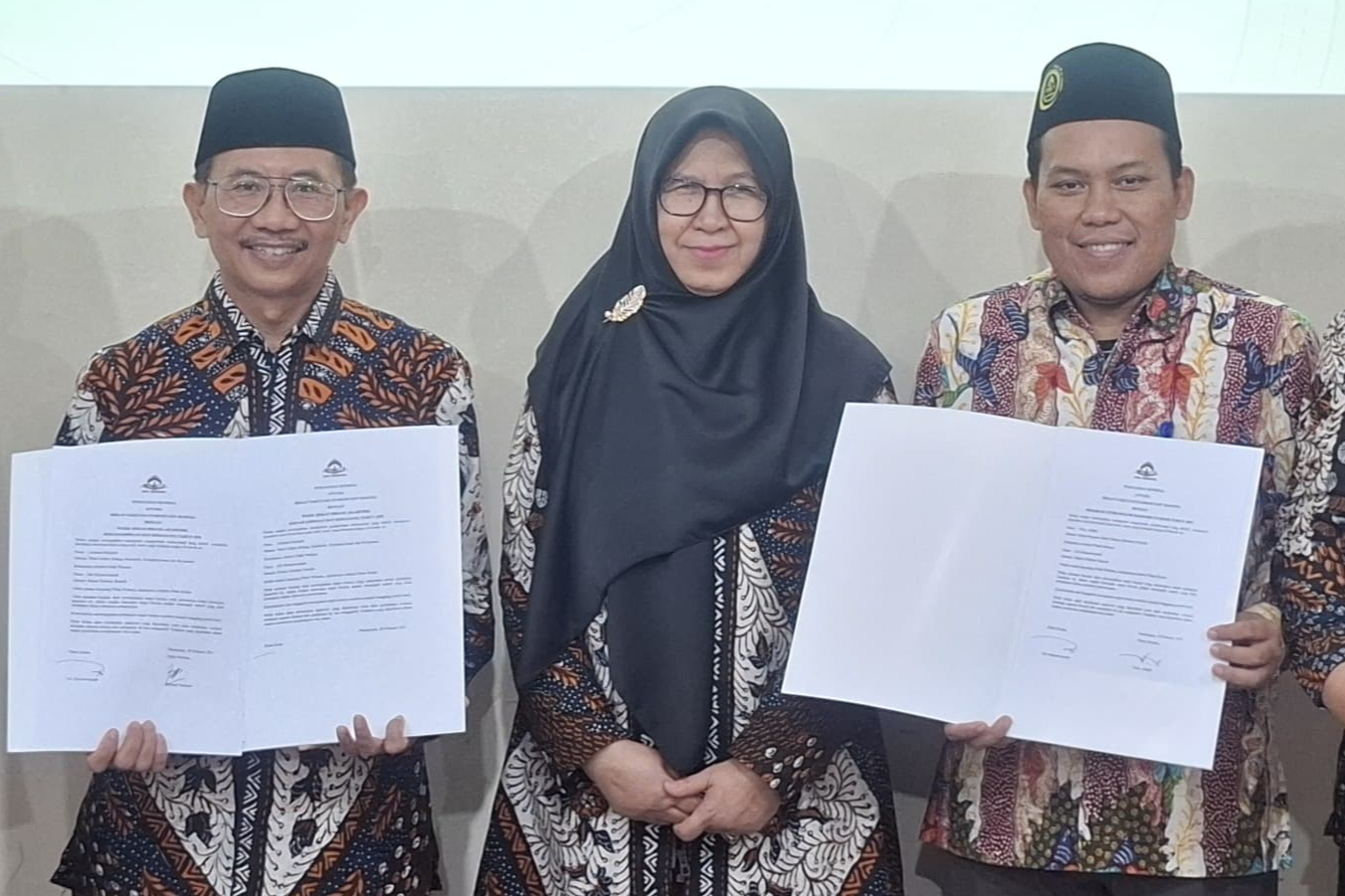 Penandatanganan Perjanjian Kinerja Kaprodi Hukum Ekonomi Syariah